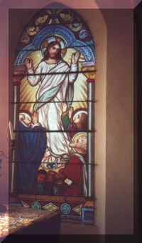 Calvaire_Megeve_Resurrection_3.jpg (69502 bytes)
